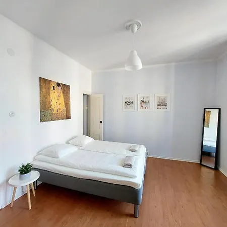 Studio Mansku Apartment Helsinki